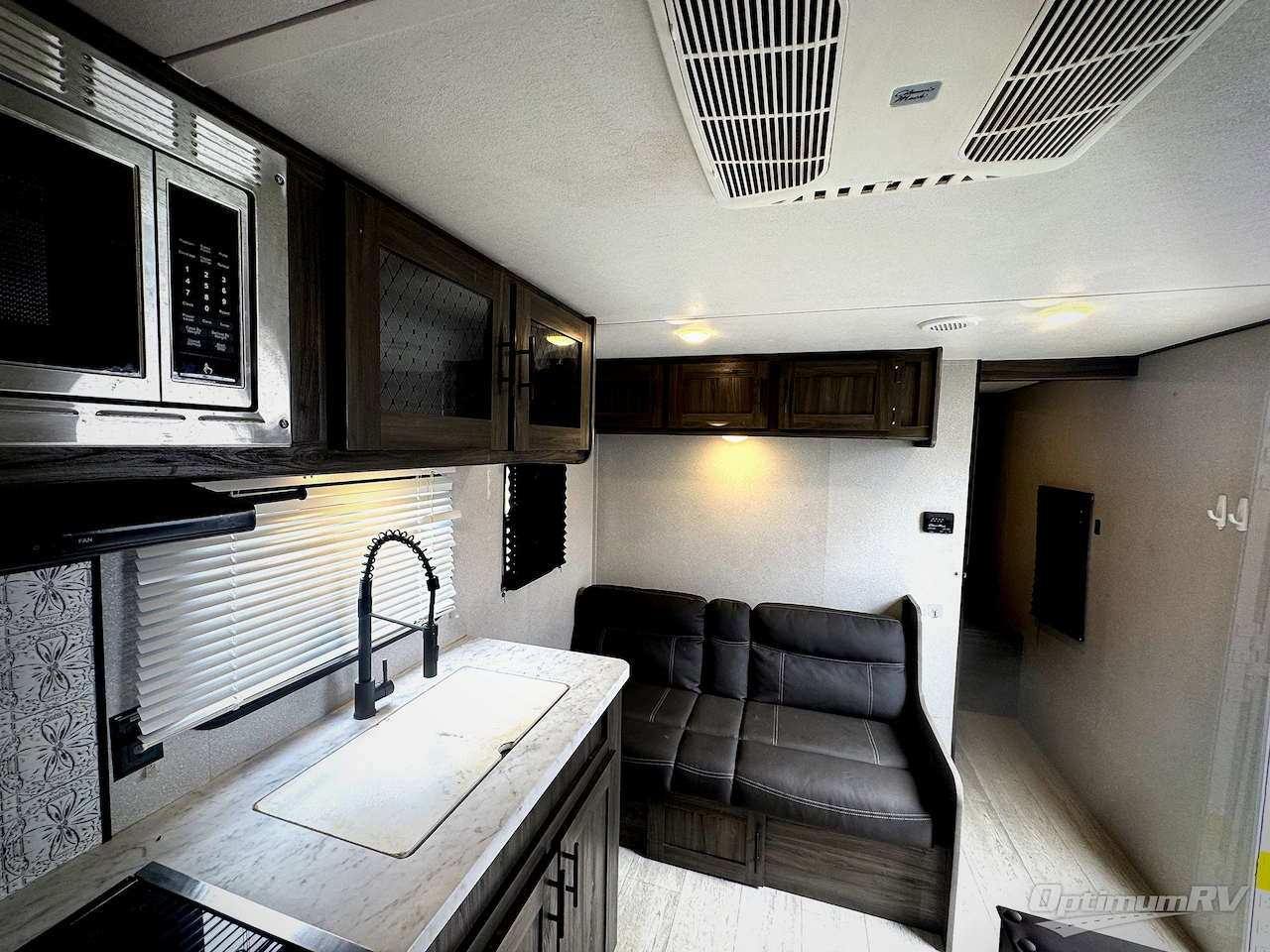 2022 Shasta Shasta 26BH Photo 10