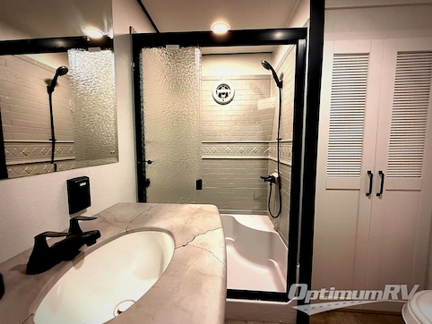 2025 Palomino Puma Destination 420LFT RV Floorplan Photo
