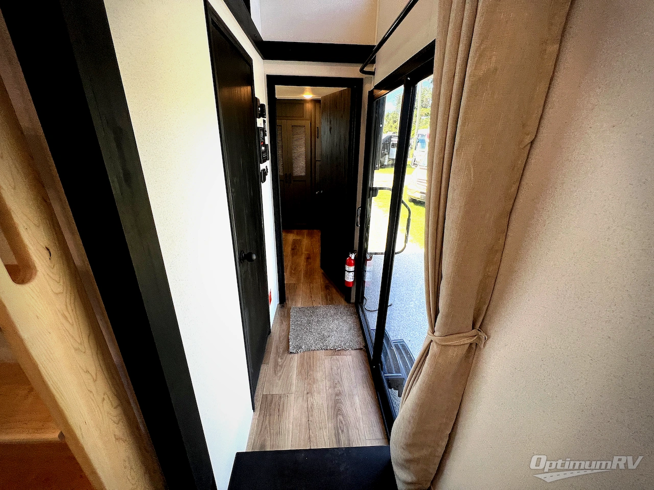 2026 Forest River Puma Vista 421LFT Photo 16