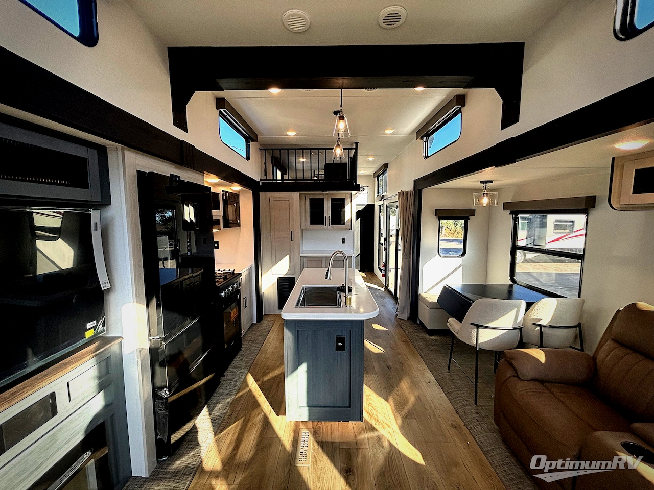 2026 Forest River Puma Vista 401RLFT Photo 5