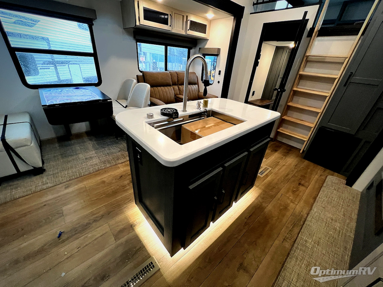 2026 Forest River Puma Vista 421LFT Photo 10