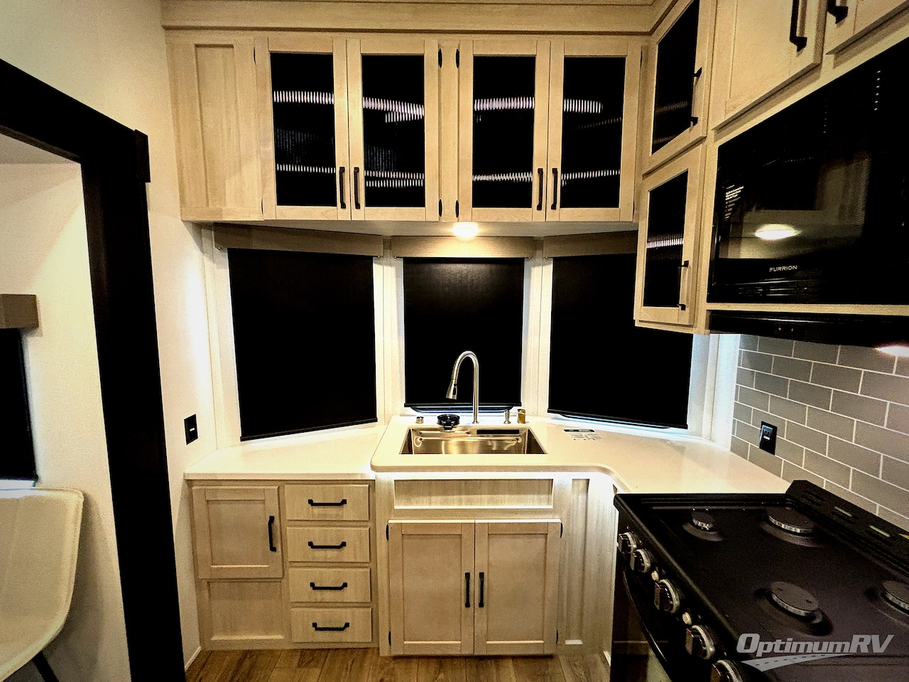 2027 Forest River Puma Vista 403LFT Photo 8