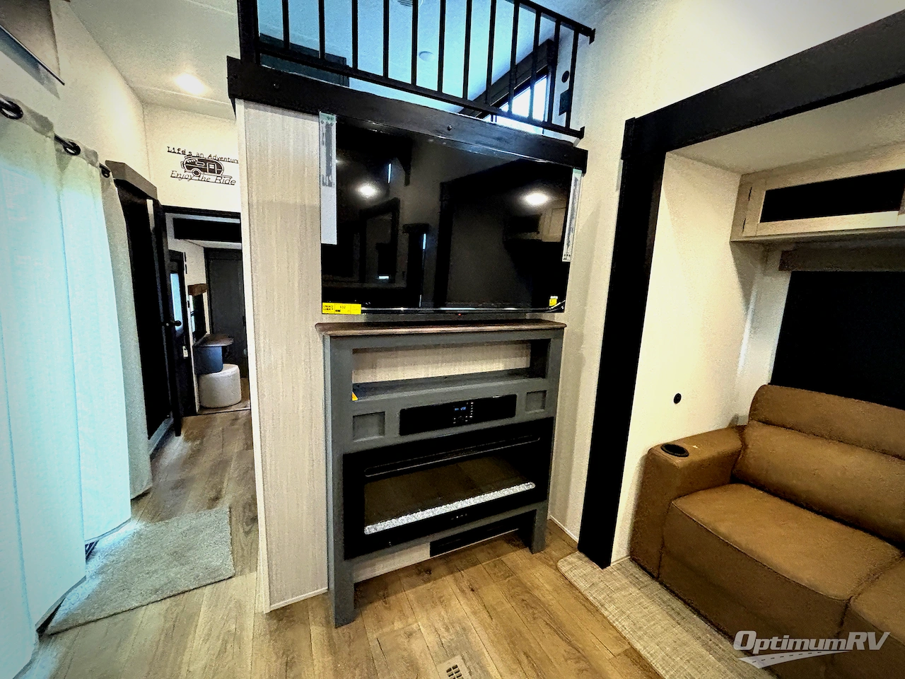 2027 Forest River Puma Vista 403LFT Photo 14