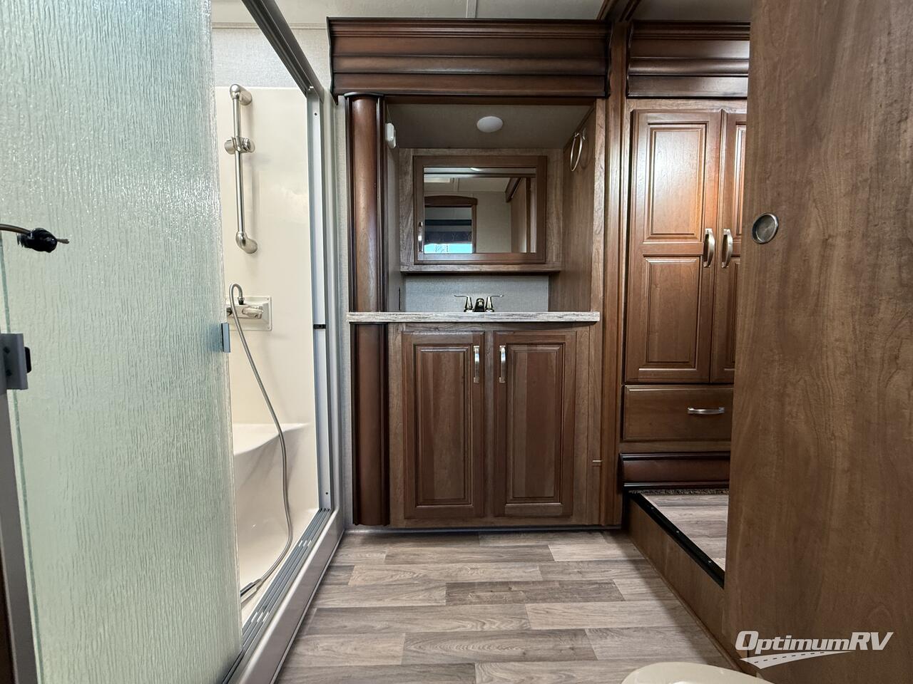 2018 Keystone Montana 3811MS Photo 10