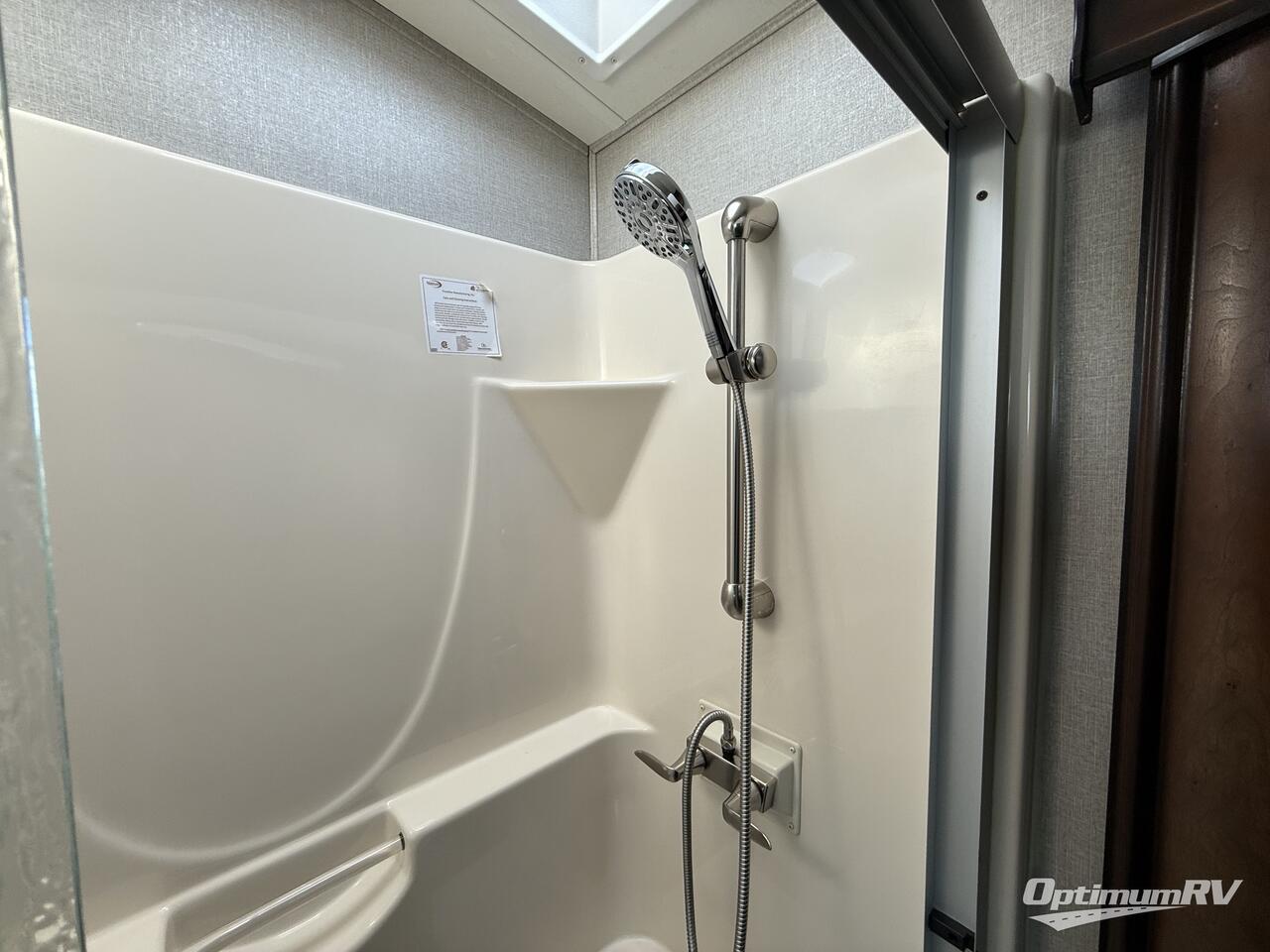 2018 Keystone Montana 3811MS Photo 12