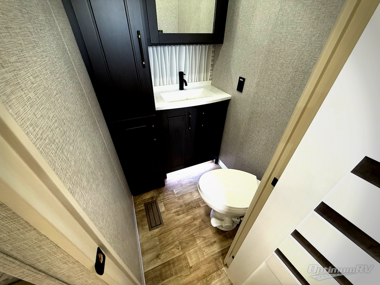2025 Redwood Redwood 401LK Photo 20