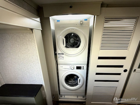 2025 Redwood Redwood 412GK RV Photo 4