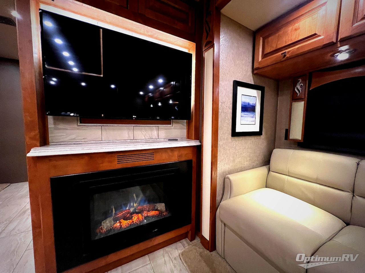 2019 Tiffin Phaeton 40 AH Photo 15