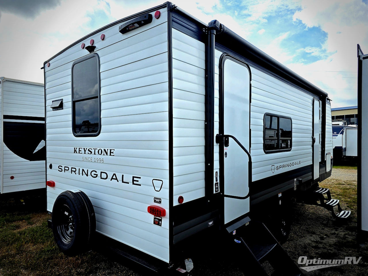 2027 Keystone Springdale 2120RKS Photo 2
