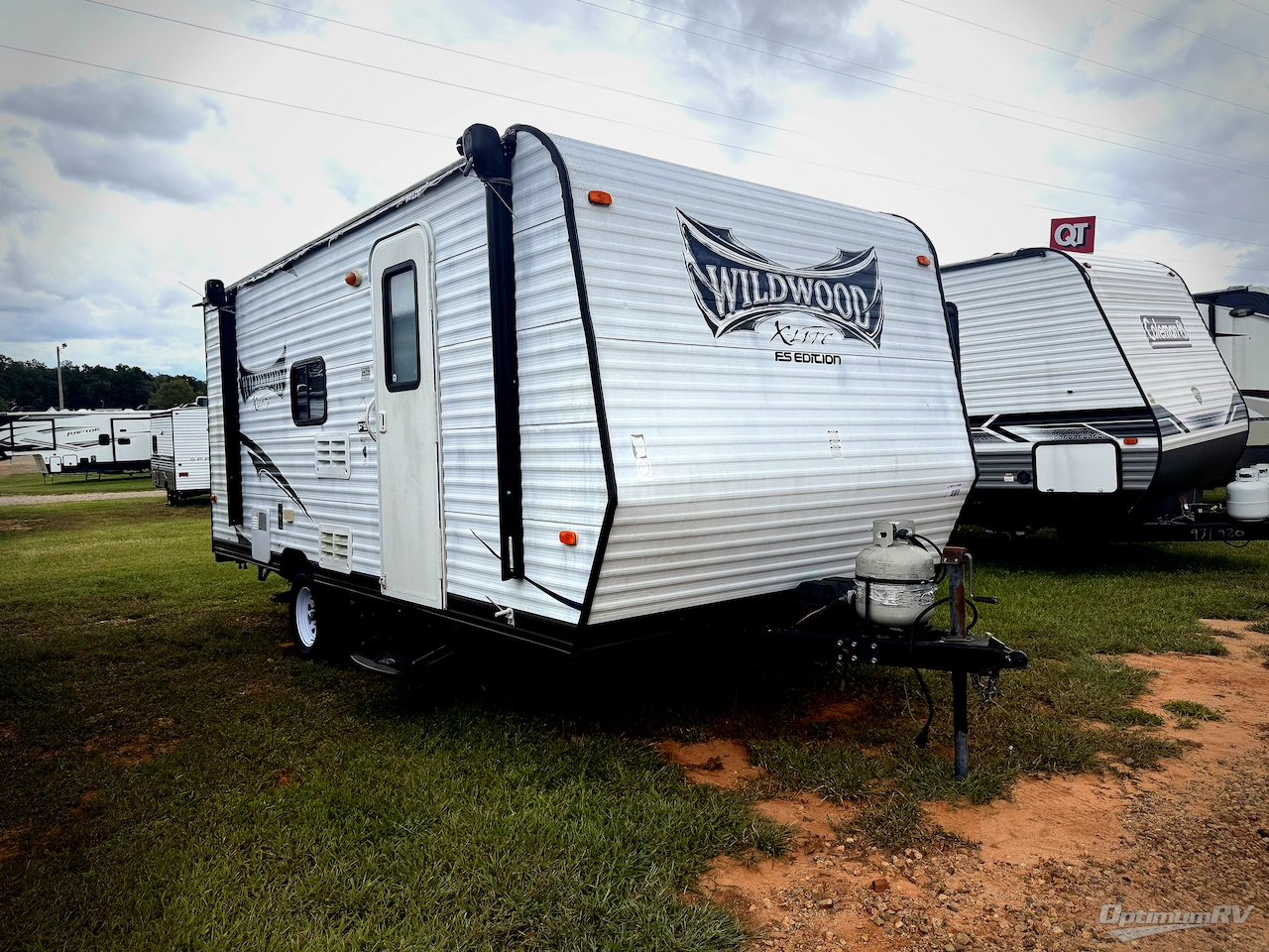 2015 Forest River Wildwood X Lite FS 195BH Photo 1