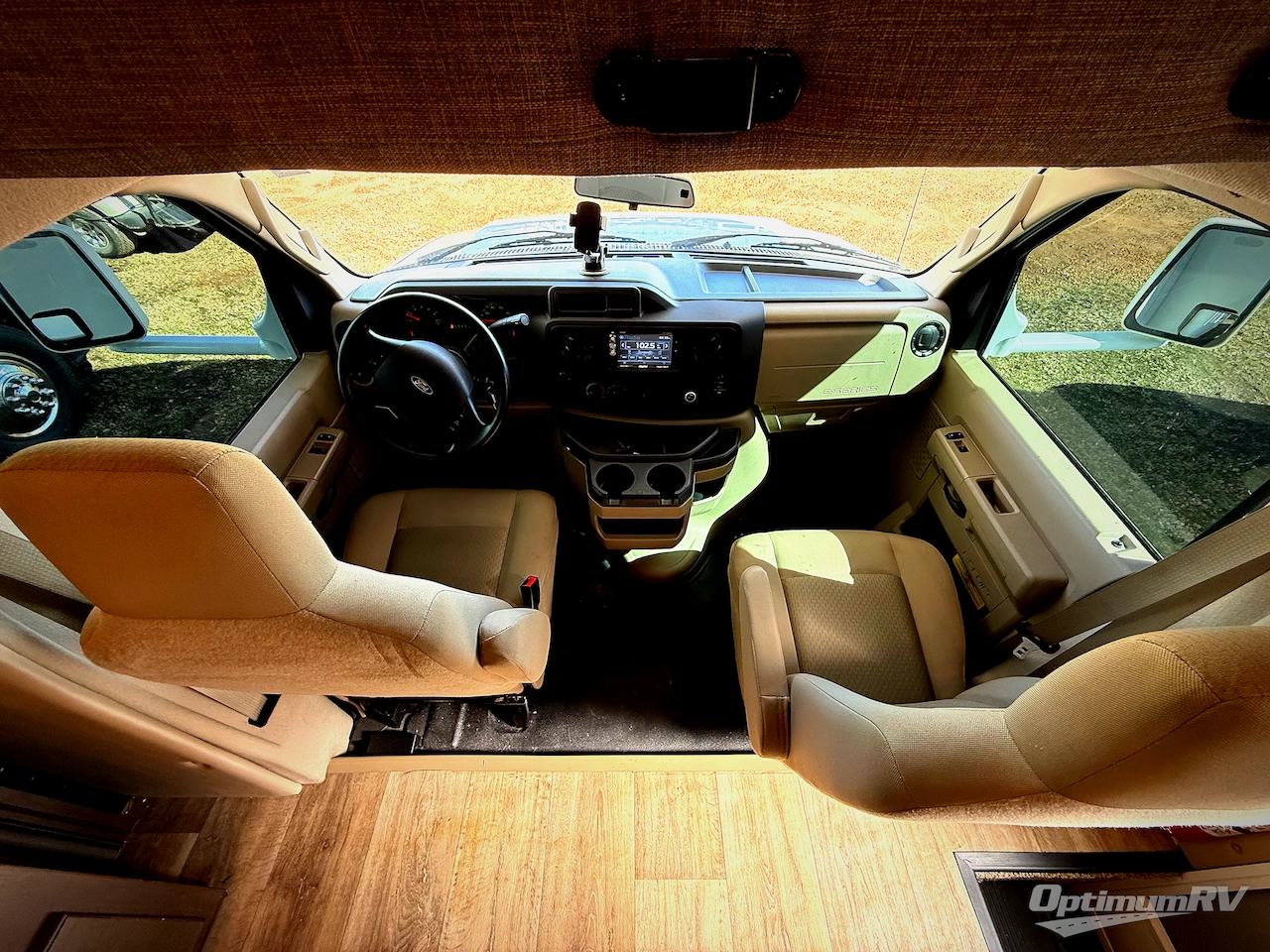 2020 Thor FREEDOM ELITE 24HE Photo 9