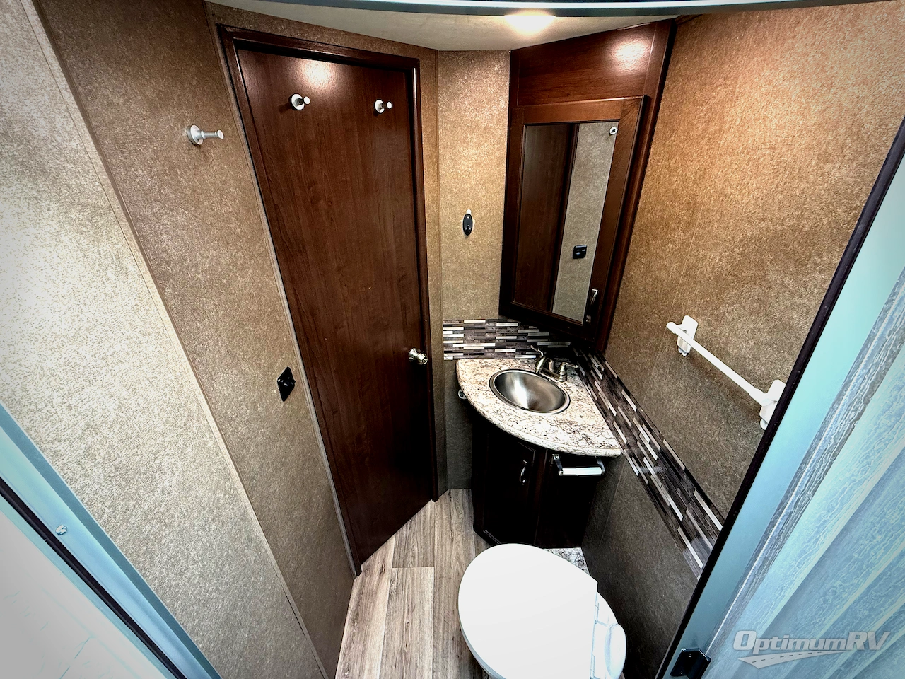 2020 Thor FREEDOM ELITE 24HE Photo 23