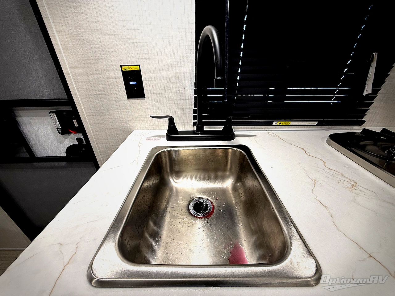 2026 Keystone Springdale Mini 1760BH Photo 10