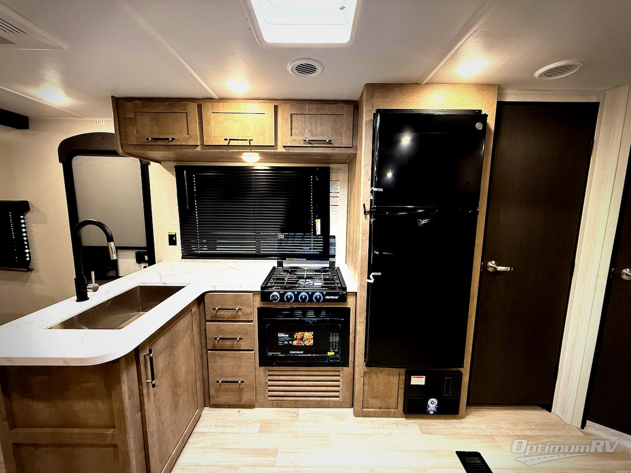 2026 Keystone Springdale Classic 261BHC Photo 8