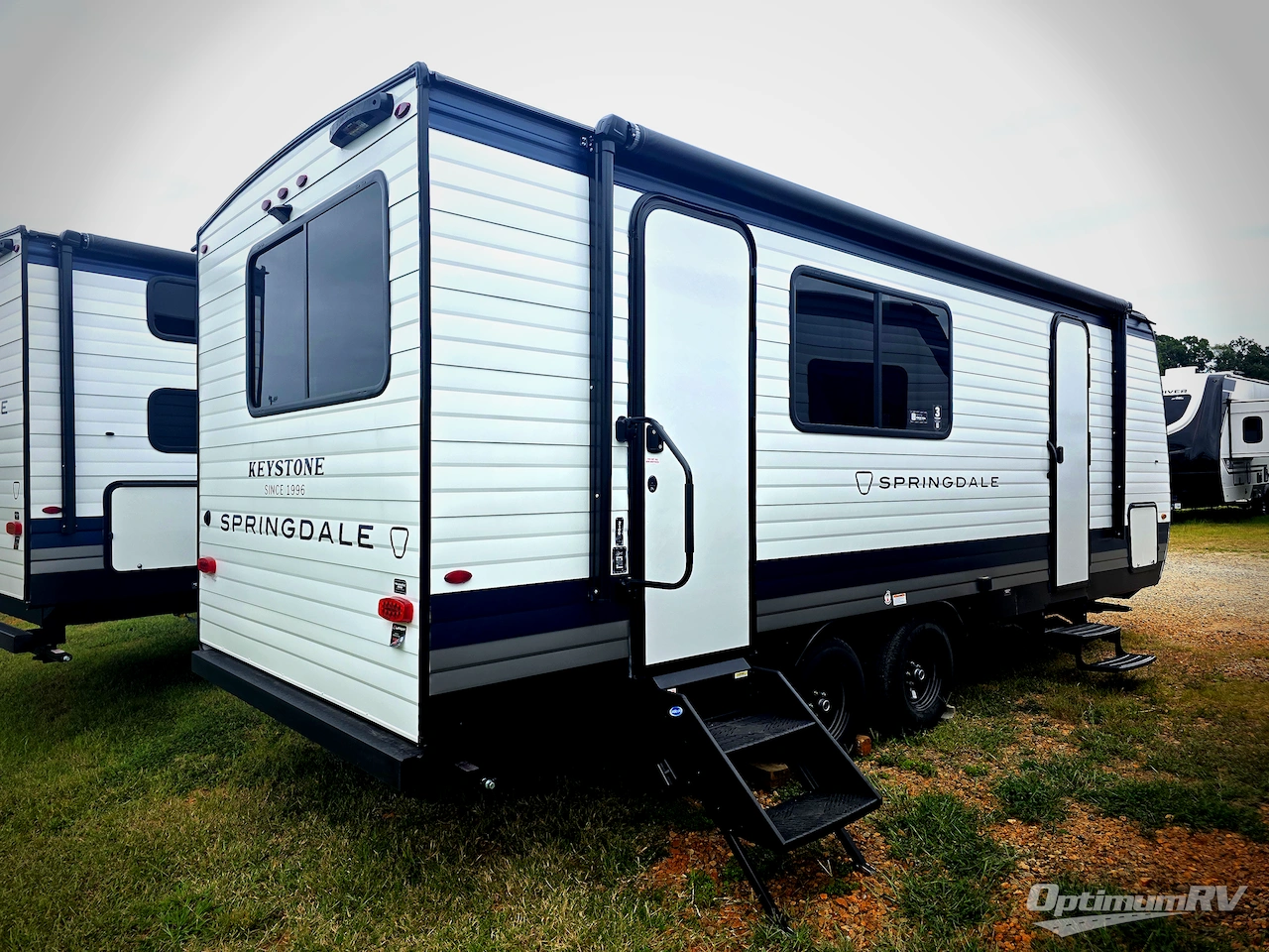 2027 Keystone Springdale 2100RL Photo 2