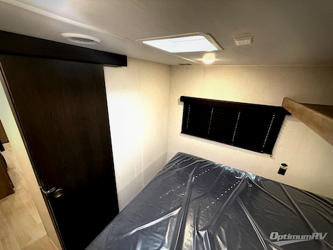 2026 Keystone Springdale Classic 291BRC RV Photo 4