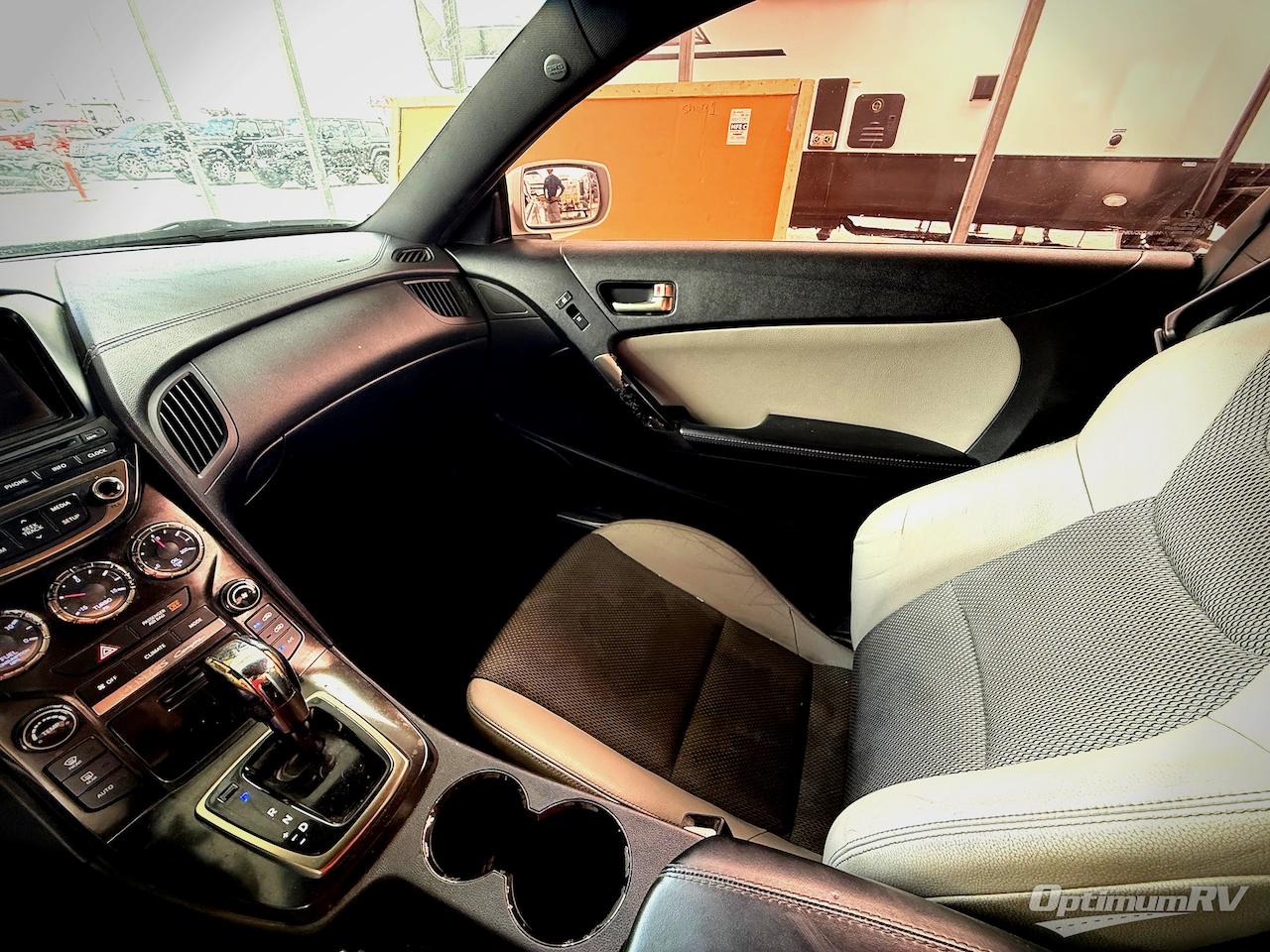 2013 Hyundai Hyundai Genesis Photo 8