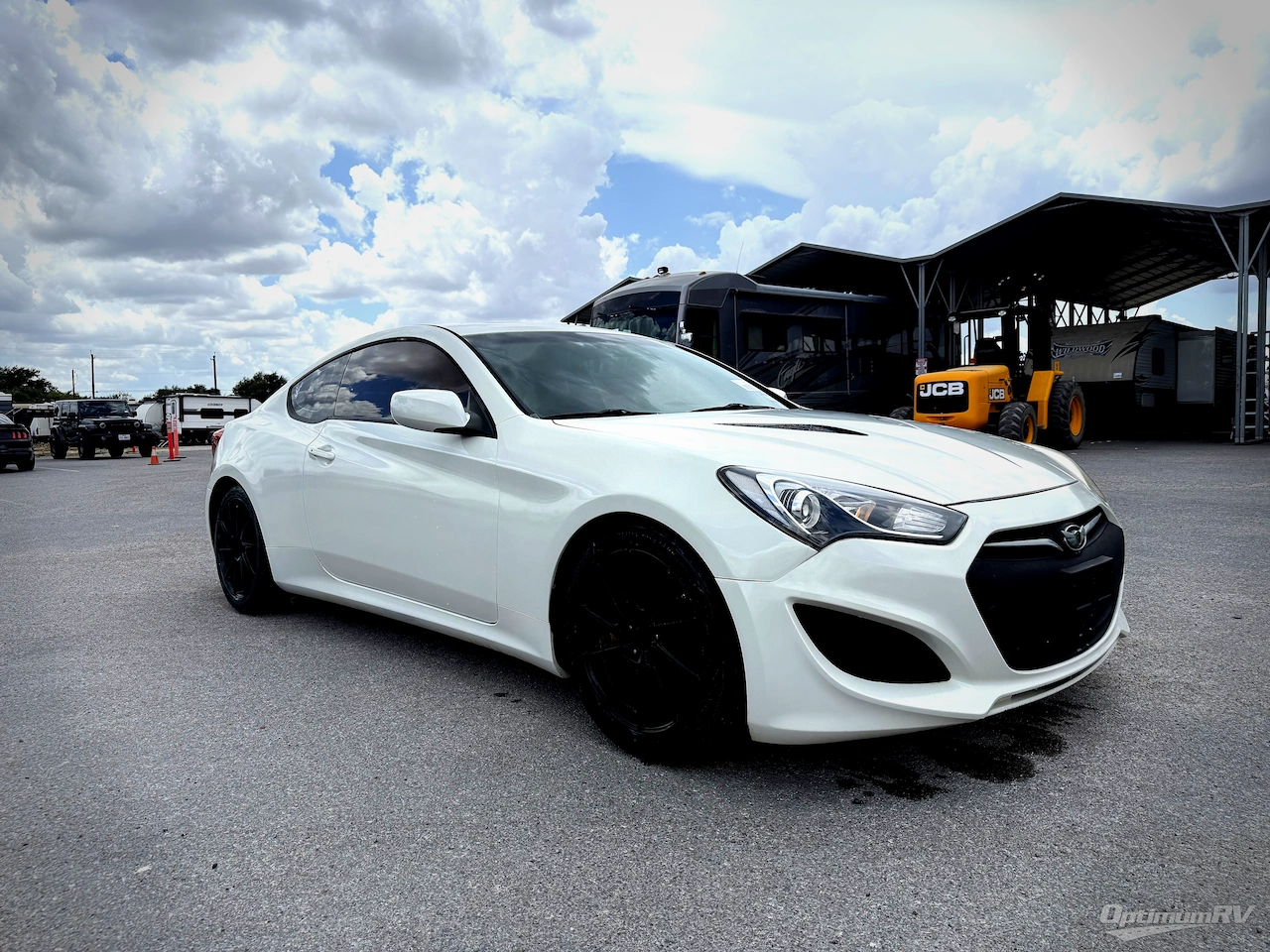 2013 Hyundai Hyundai Genesis Photo 1