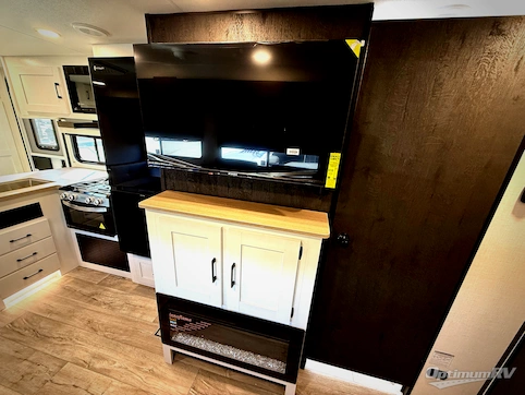 2026 Venture Sienna SA281VQB RV Photo 3