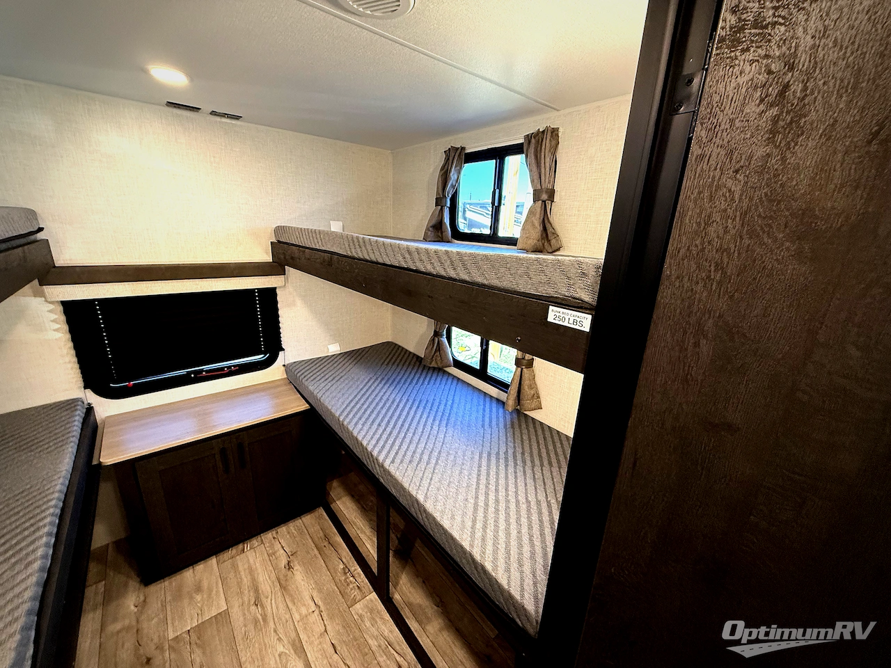 2026 Venture Sienna SA281VQB Photo 13