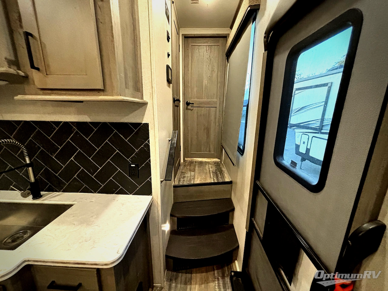 2020 Keystone Raptor 356 Photo 7