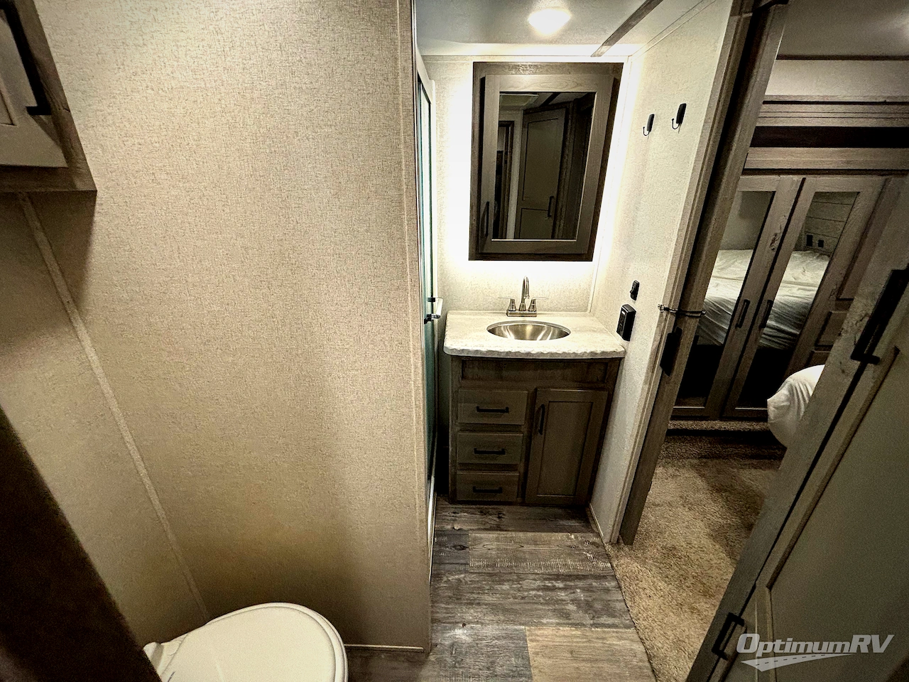 2020 Keystone Raptor 356 Photo 11