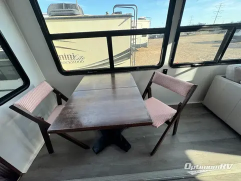 2018 Keystone alpine 3901RE RV Photo 3