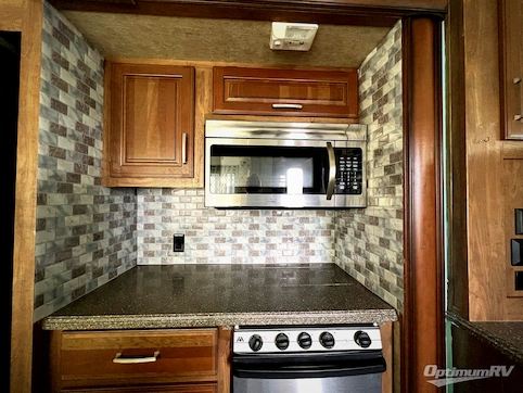 2016 Keystone Montana 3711 FL RV Photo 3