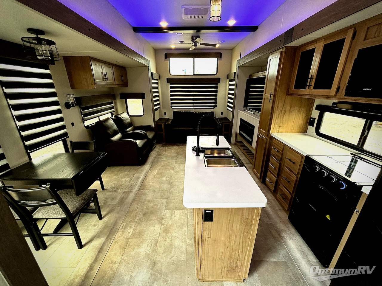 2025 Forest River Timberwolf 39DL Photo 4