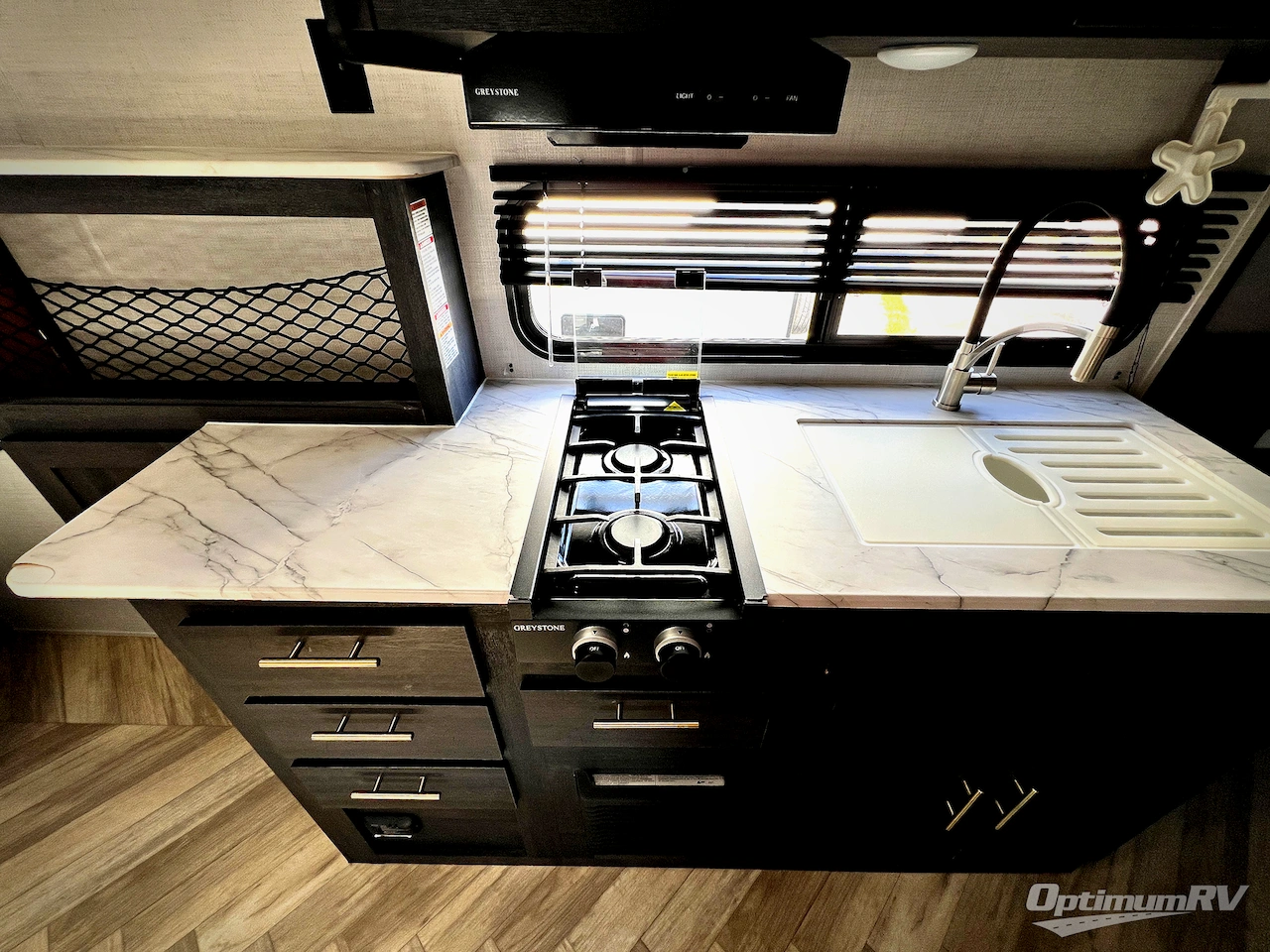 2022 Forest River Ozark 1800QS Photo 10