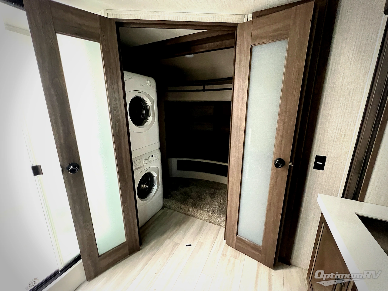 2021 Grand Design Solitude 373FB Photo 24