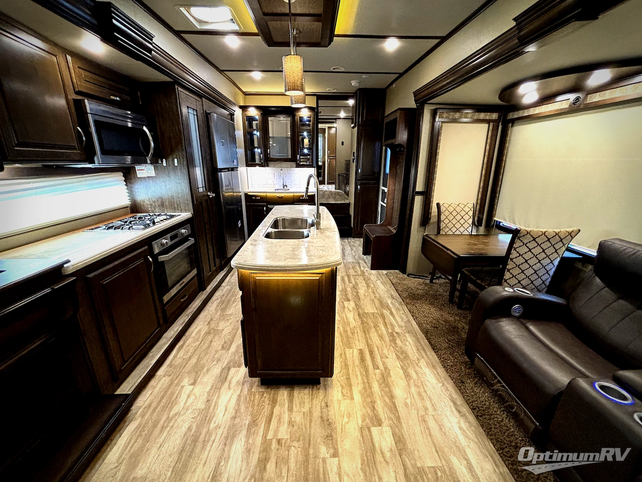 2019 Grand Design Solitude 372WB Photo 5