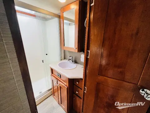 2021 VanLeigh Pinecrest 335RLP RV Photo 4