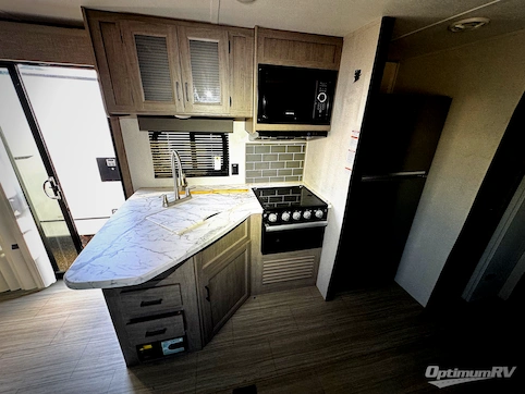 2021 Keystone Hideout 38FQTS RV Photo 2