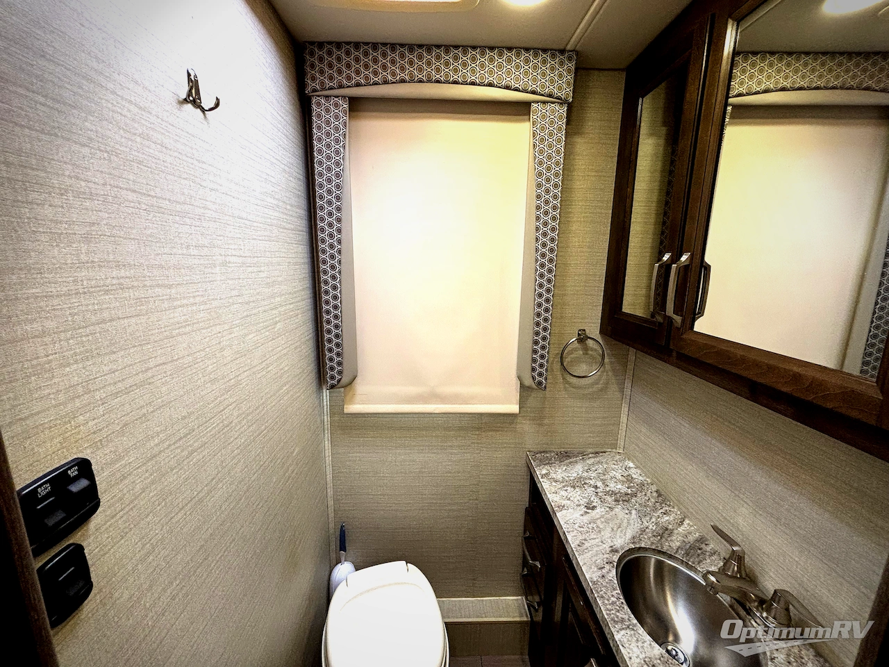 2019 Jayco Greyhawk 29MV Photo 15