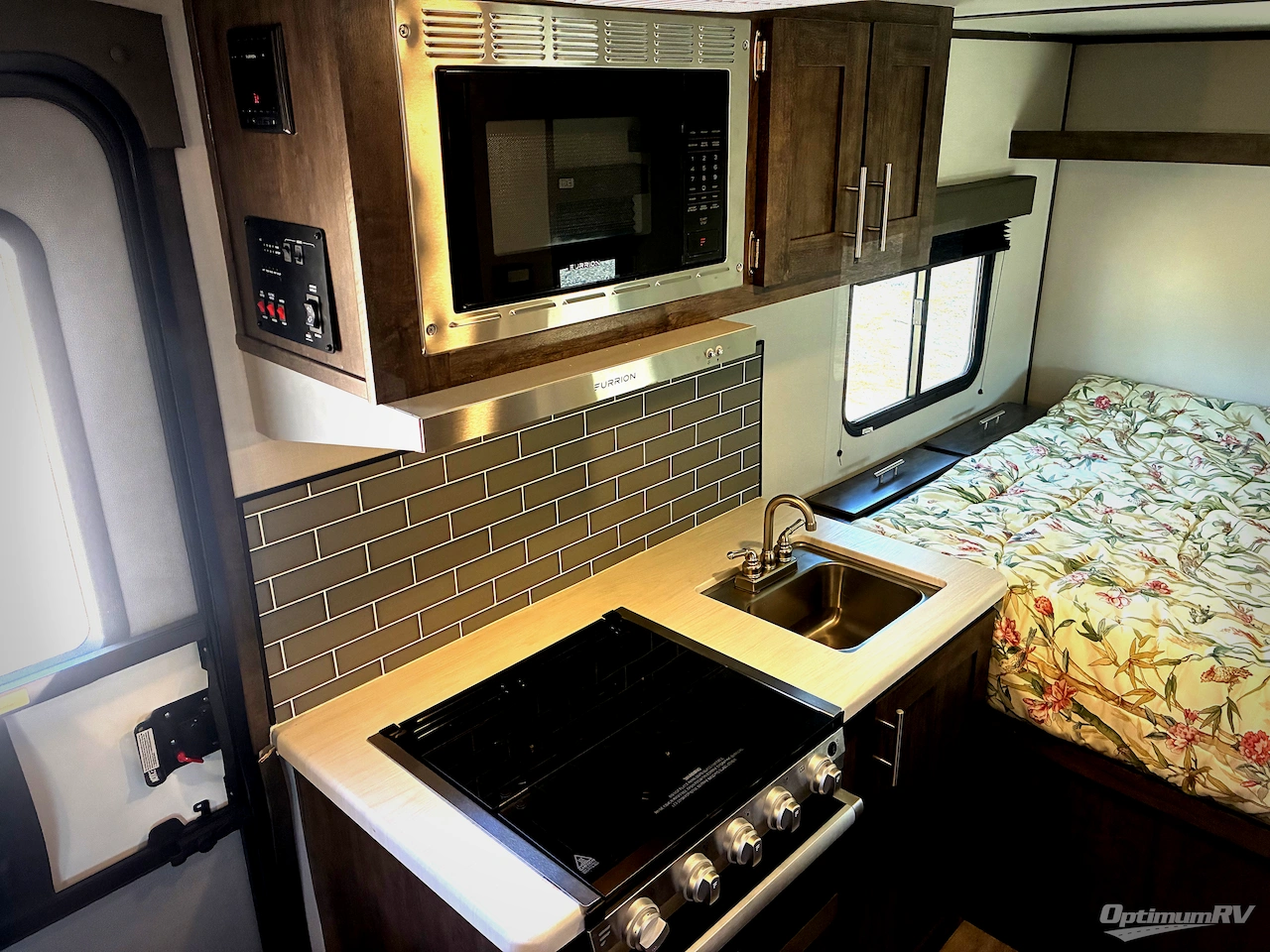 2022 Riverside Intrepid 165i Photo 10