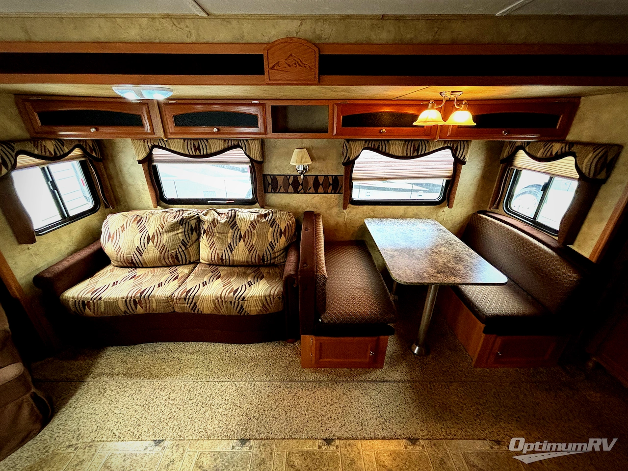 2010 Keystone Cougar X-Lite 27RLS Photo 6