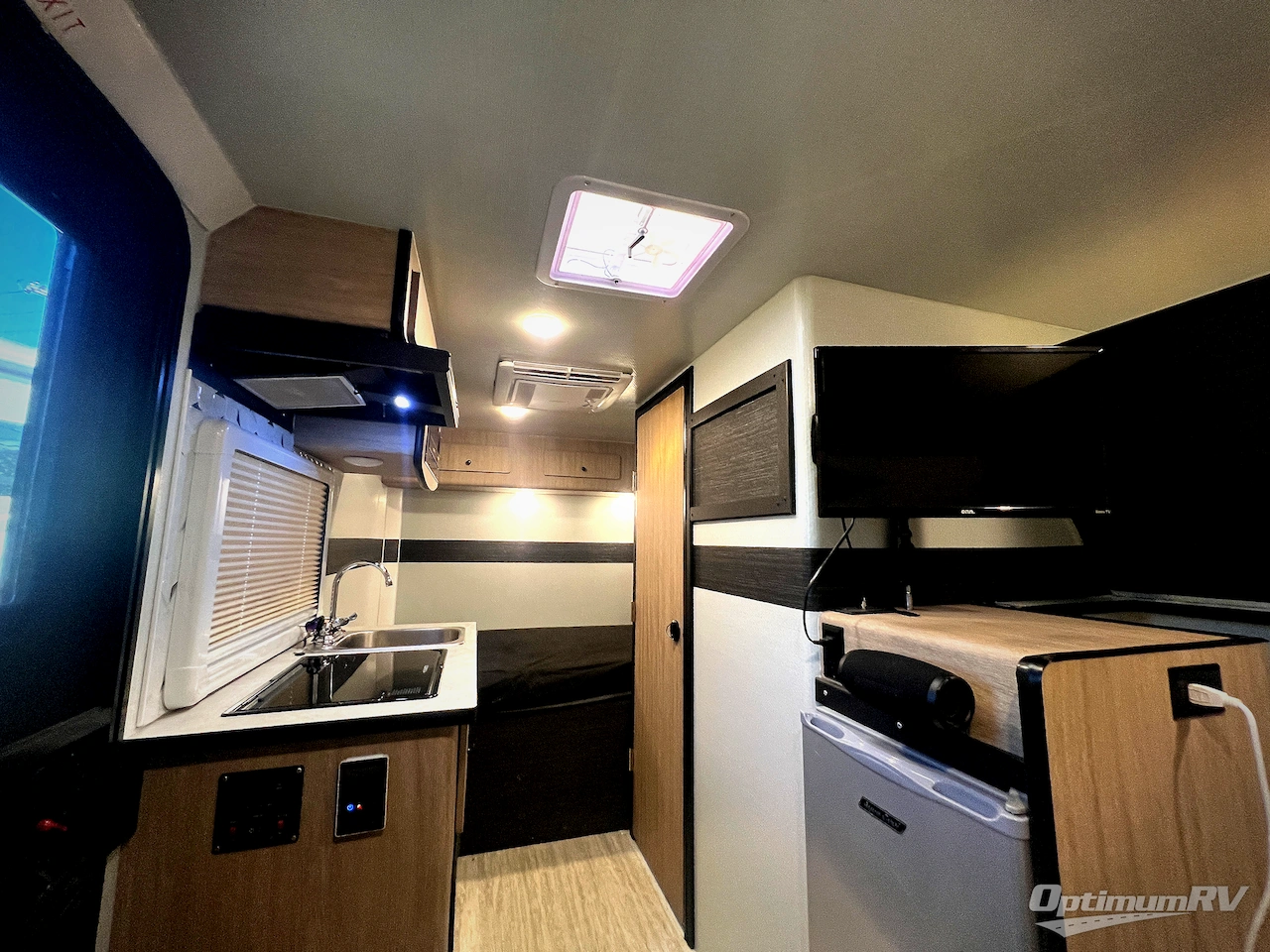 2025 Liv RV Liv 17FD Photo 5