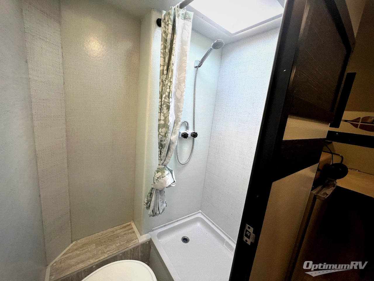 2025 Liv RV Liv 17FD Photo 11