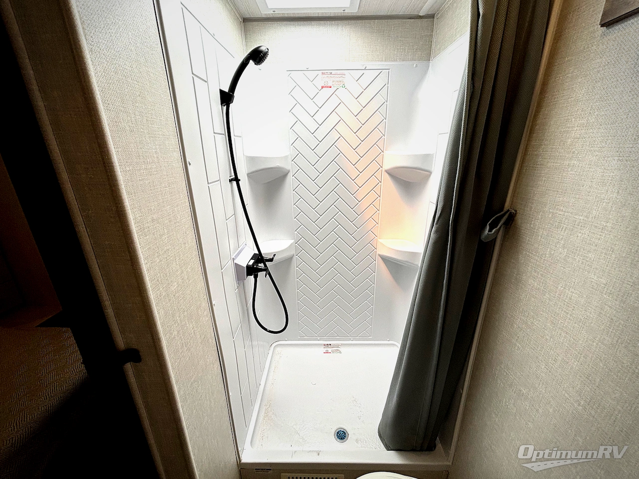2025 Forest River Surveyor Legend X 29CAMP Photo 9