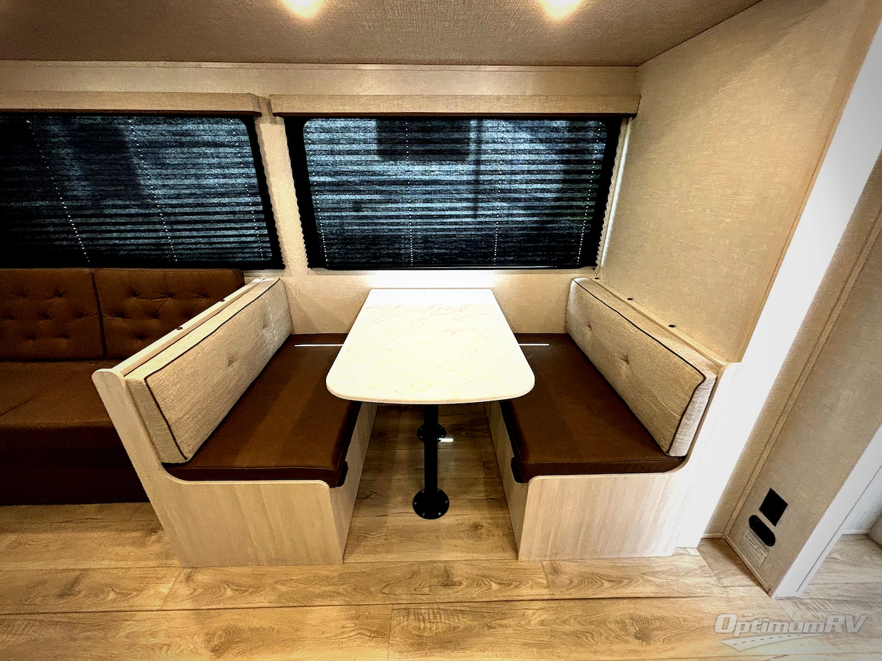 2025 Forest River Surveyor Legend X 29CAMP Photo 12