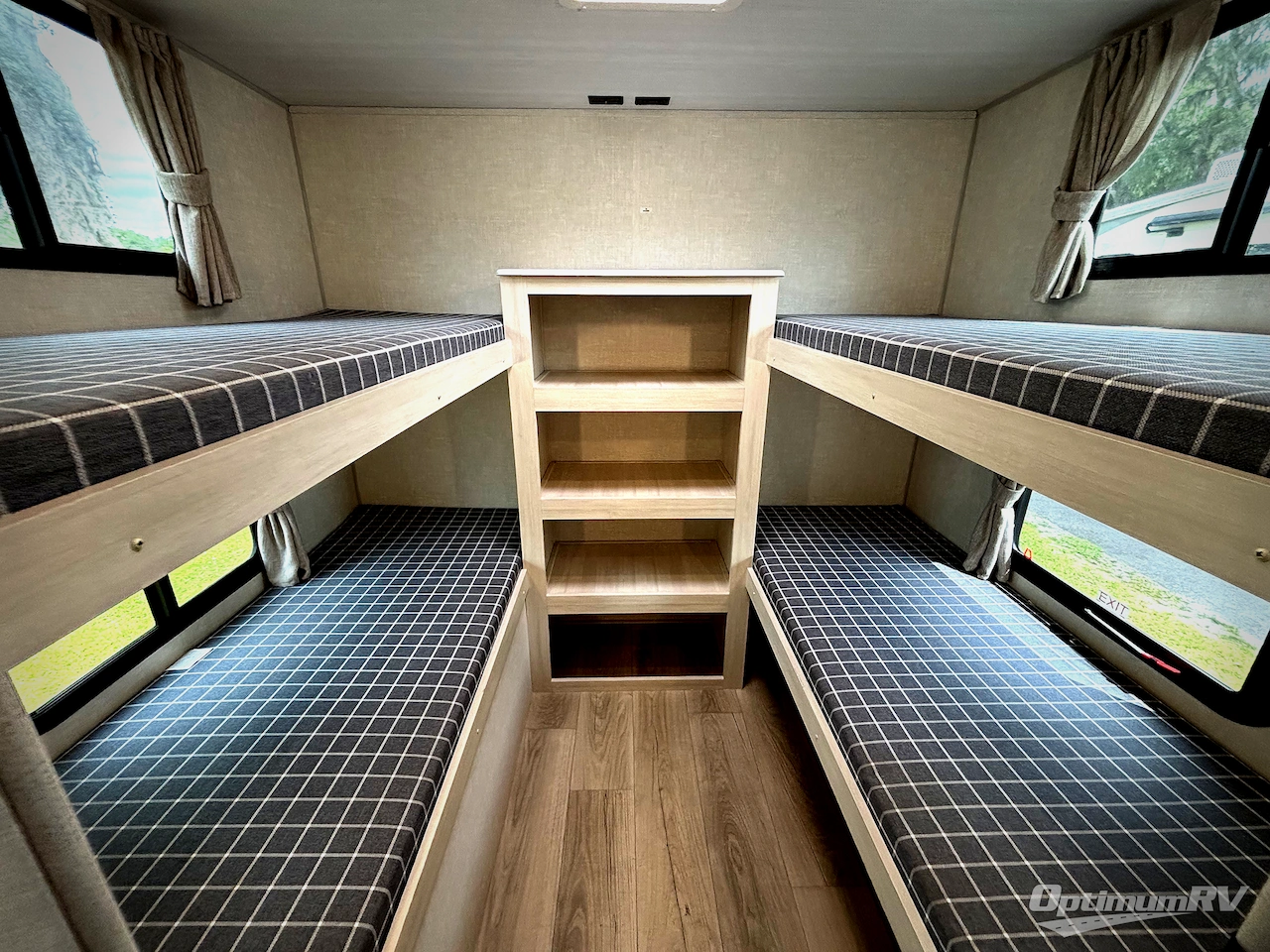 2025 Forest River Surveyor Legend X 29CAMP Photo 18