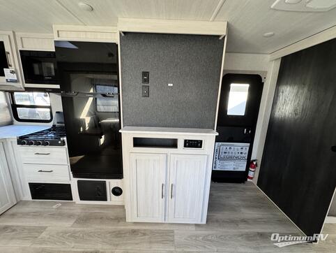 2025 Forest River Surveyor Legend X 32CAMP RV Photo 4
