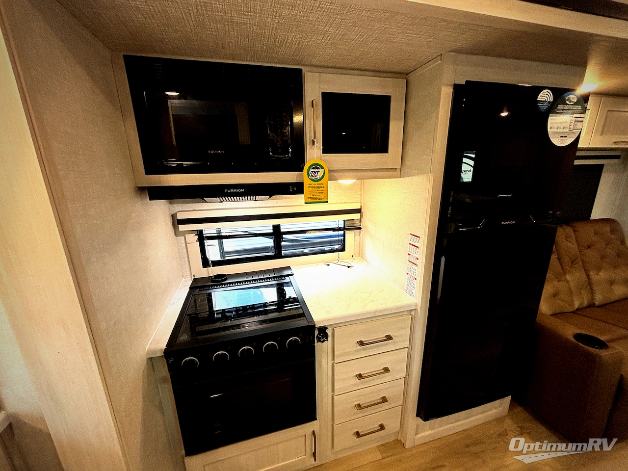 2025 Forest River Surveyor Legend 204MKLE Photo 6