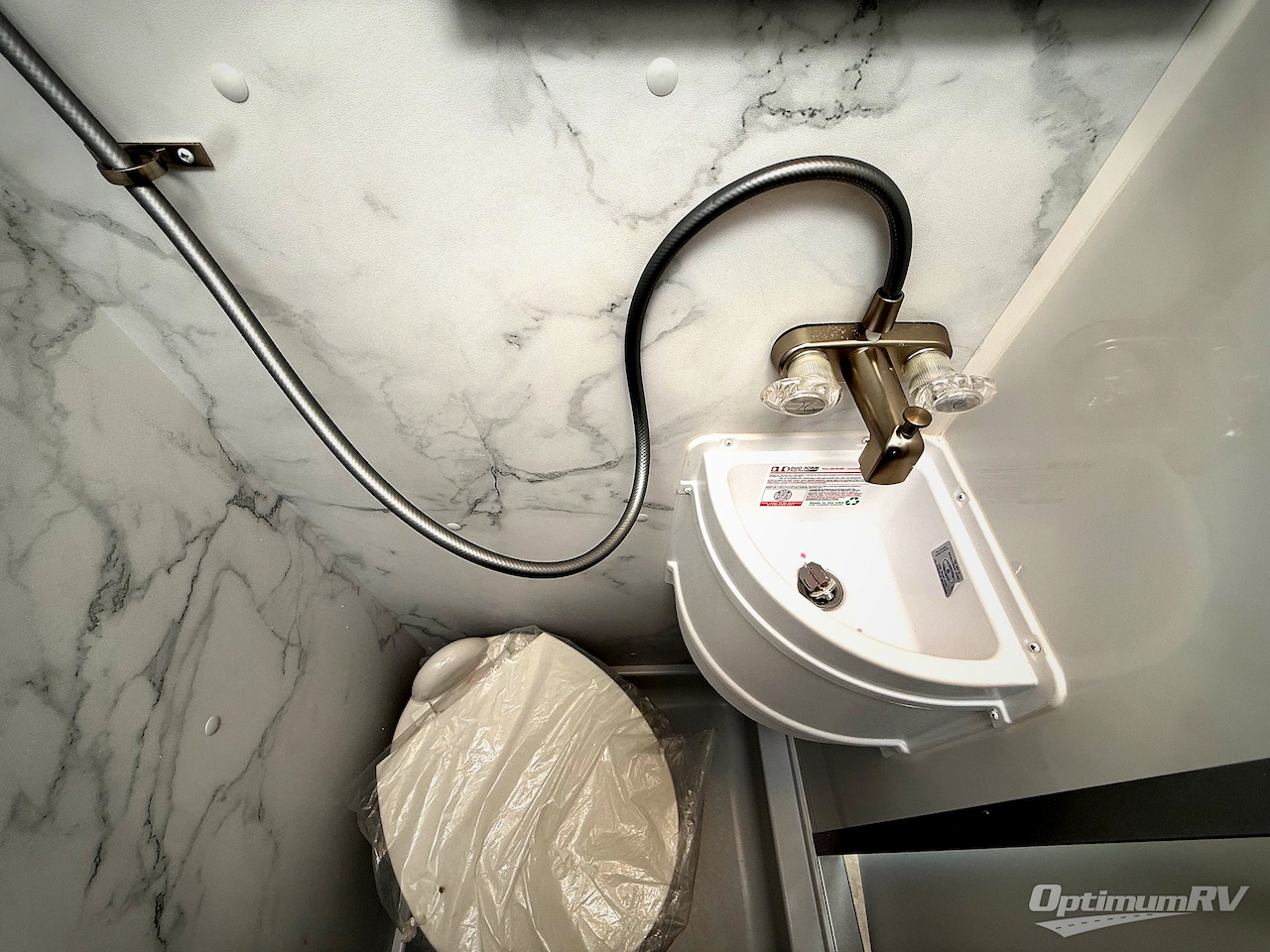 2026 Thor Chateau 19Z Photo 15