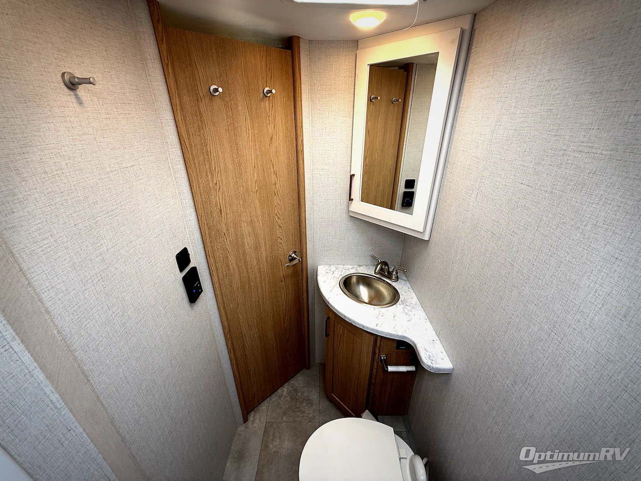 2026 Thor Chateau 22Z Photo 13