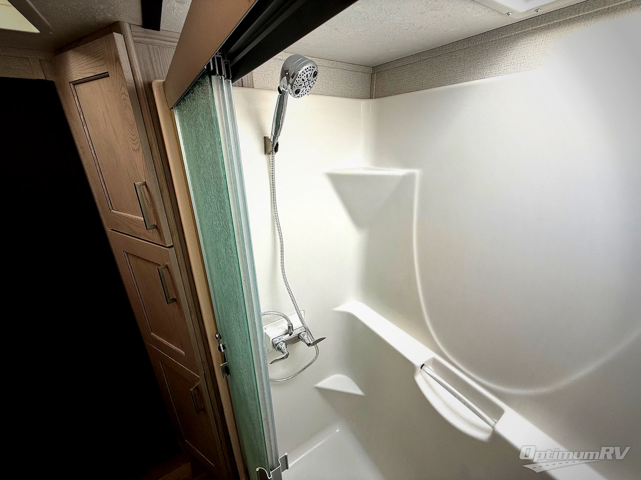 2021 Keystone Montana High Country 331RL Photo 18