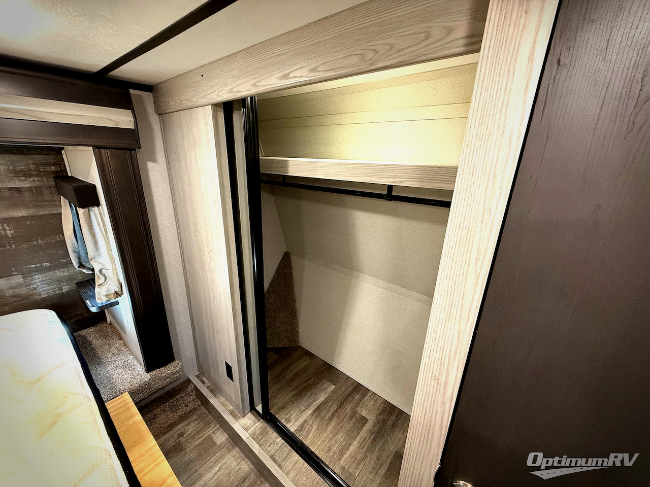 2021 Keystone Montana High Country 331RL Photo 21