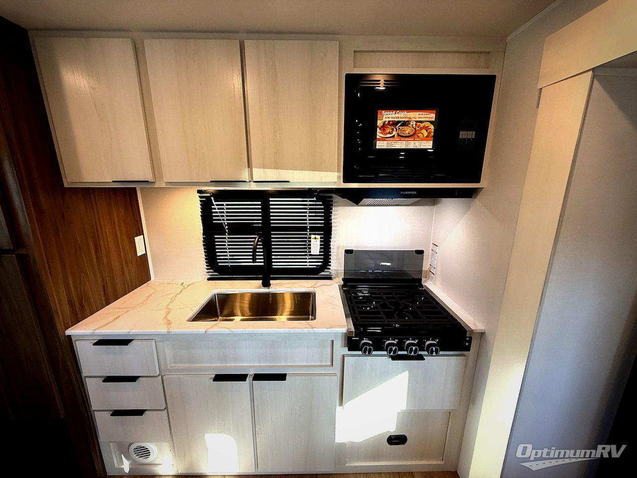 2026 Winnebago Access 25RK Photo 8