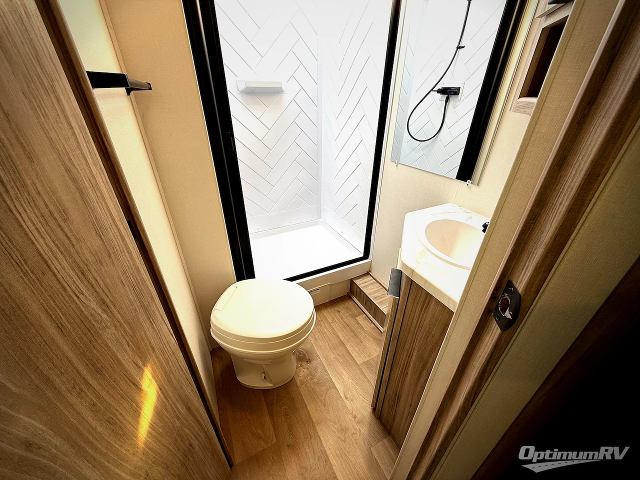 2026 Winnebago Access 18DBH Photo 18